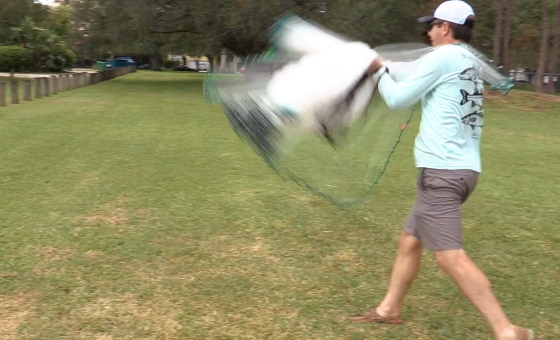 This Is How To Throw A 12 Foot Cast Net Without Using Your Mouth