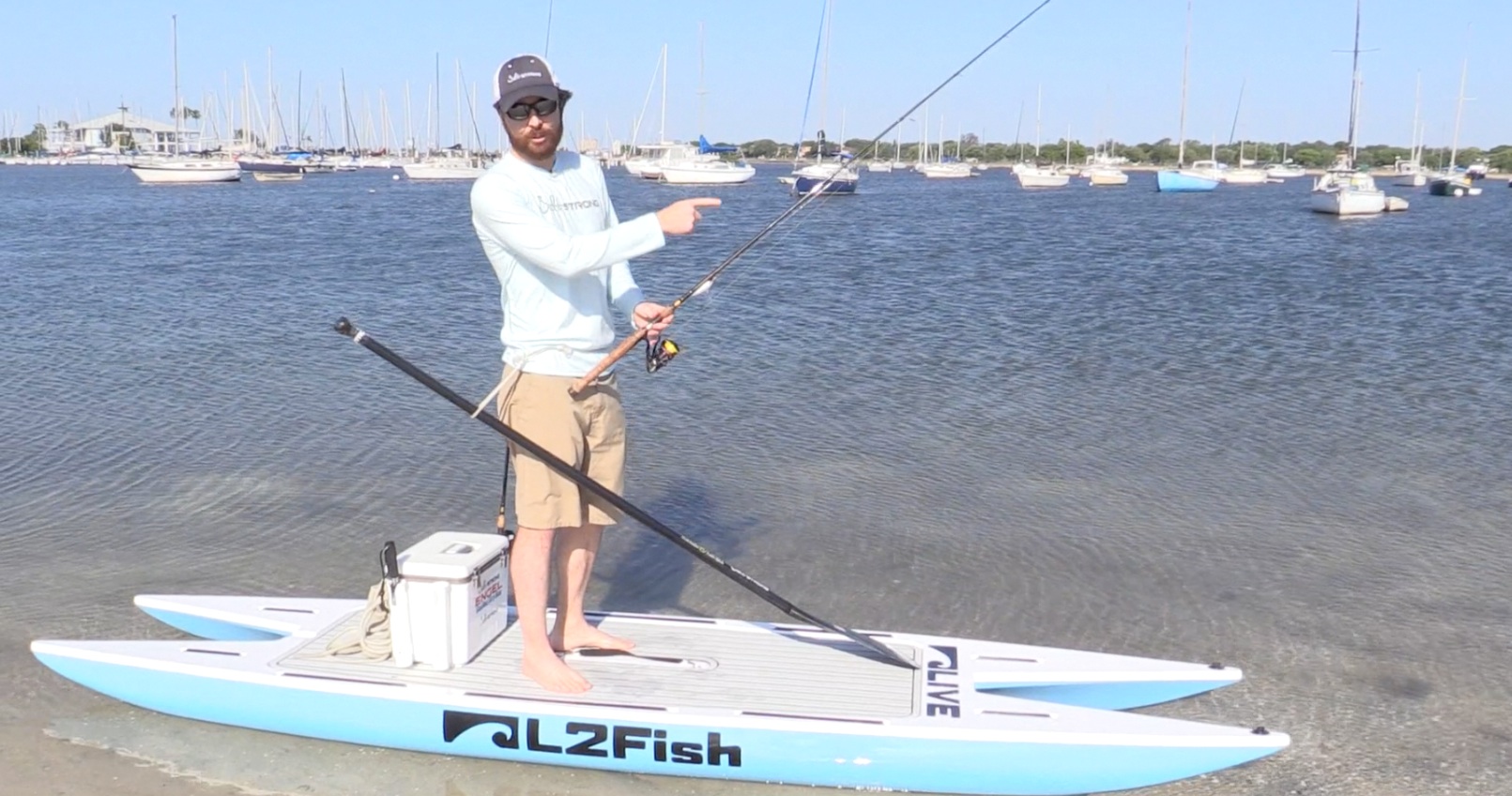SUP Fishing With A Push Pole & Casting Platform [Sight Fishing